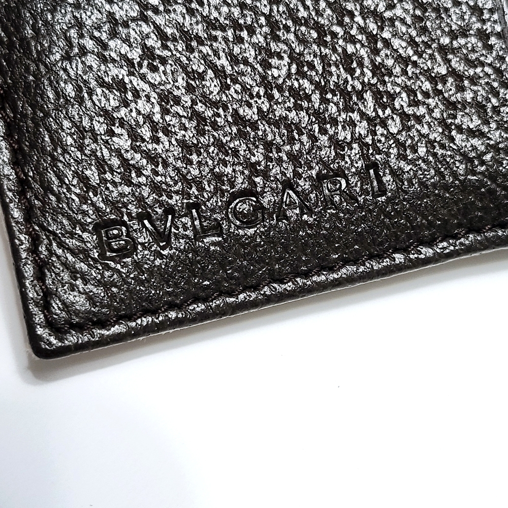BVLGARI Logomania Bifold Wallet Authentic - Picture 12 of 16